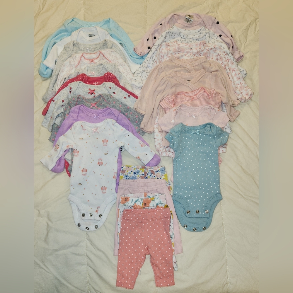 ***SOLD***                                Baby Girl Clothes (Preemie/Premature)